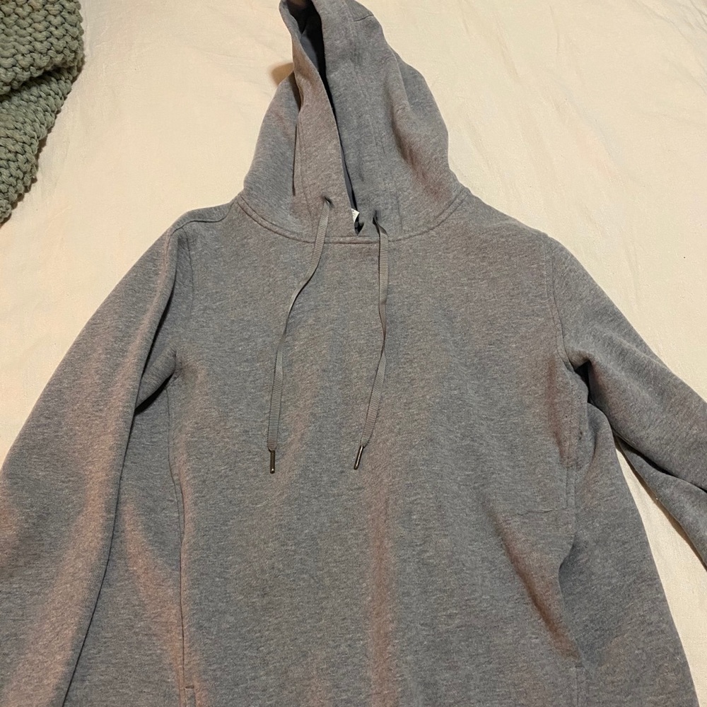 gray lululemon hoodie